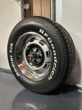 Load image into Gallery viewer, 1972-74 AMC JAVELIN AMX Trim Rings