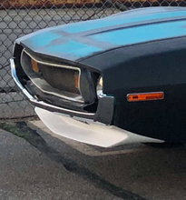 Load image into Gallery viewer, Fiberglass Front Spoiler 1971-74 AMC Javelin, Javelin AMX