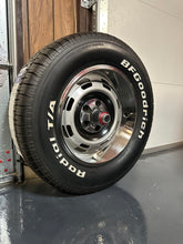 Load image into Gallery viewer, 14 Inch AMC Rally Wheel or Magnum 500 Trim Rings set.
