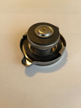Load image into Gallery viewer, AMC Radiator cap
