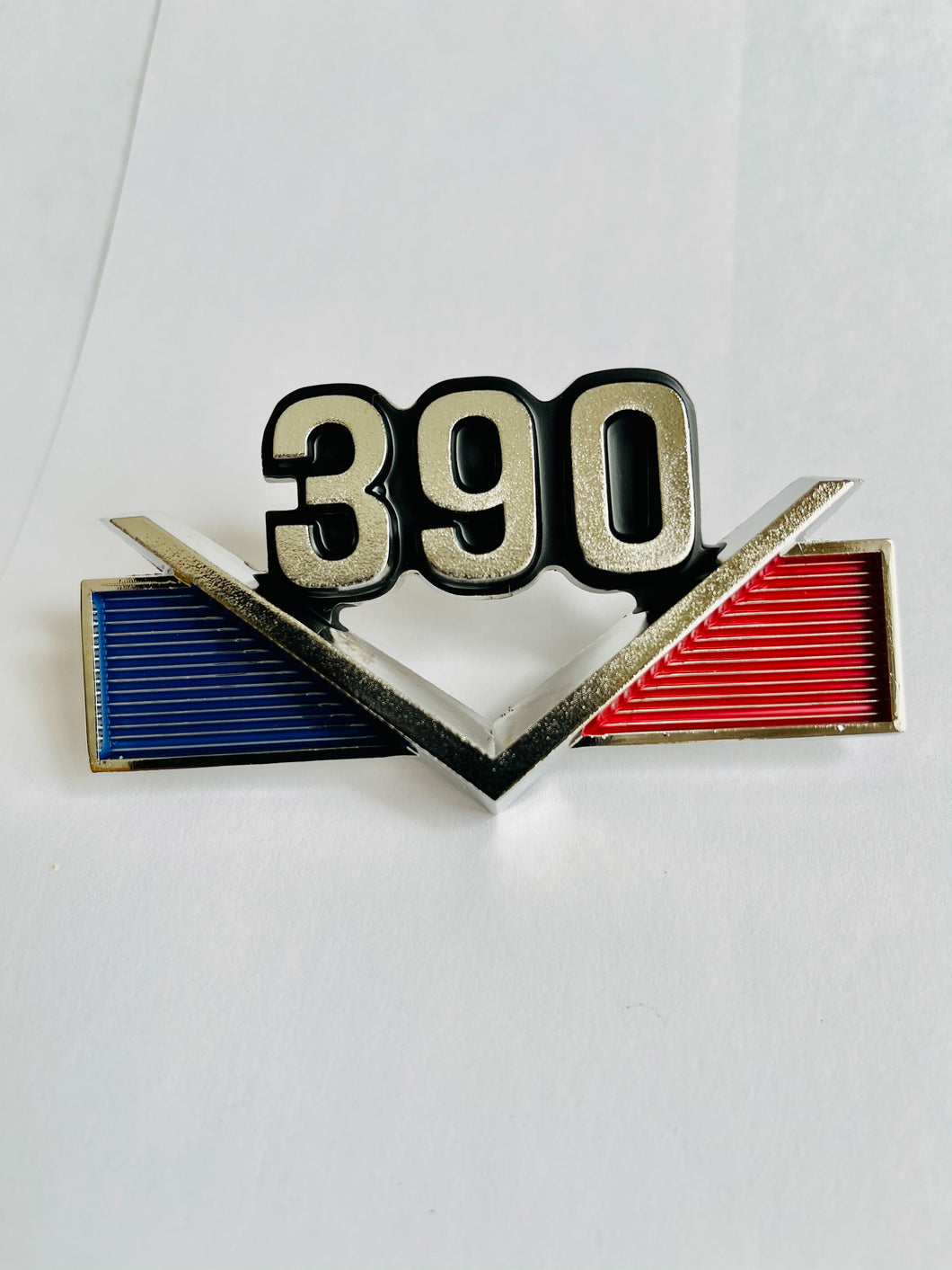 AMC 390 Emblem