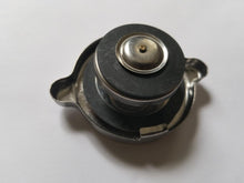 Load image into Gallery viewer, AMC Gremlin Radiator Cap
